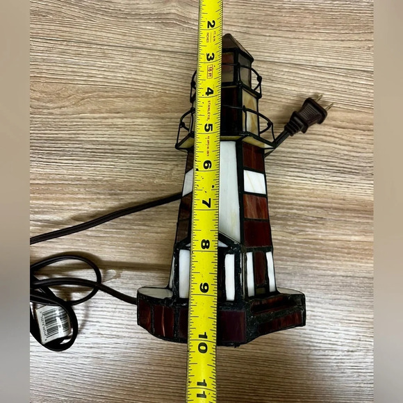 Vintage Stained Glass Lighthouse Night Light Tabletop Tiffany Style - Picture 3 of 12